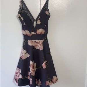 Super cute floral skater dress